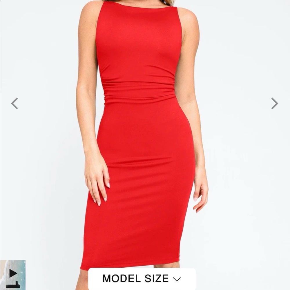 Popilush red bodycon midi dress 
#bodycon #party #eveningwear